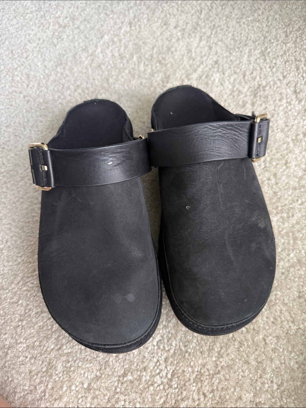 UGG Women's Black Backstrap Clog Mules - Picture 6 of 11